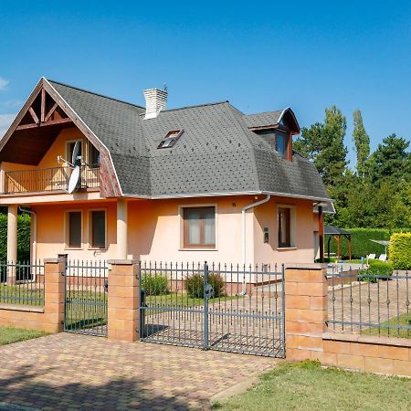Holiday Home Narcisse By Interhome Balatonszarszo Ngoại thất bức ảnh